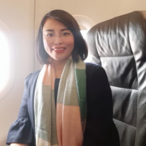 Chị Hồng